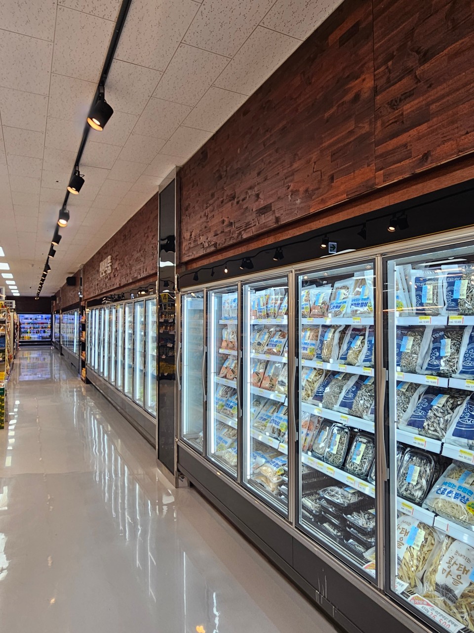 Store 3